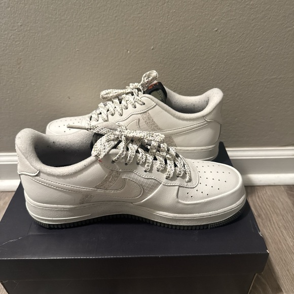 Nike Men's Sneakers - Picture 6 of 7